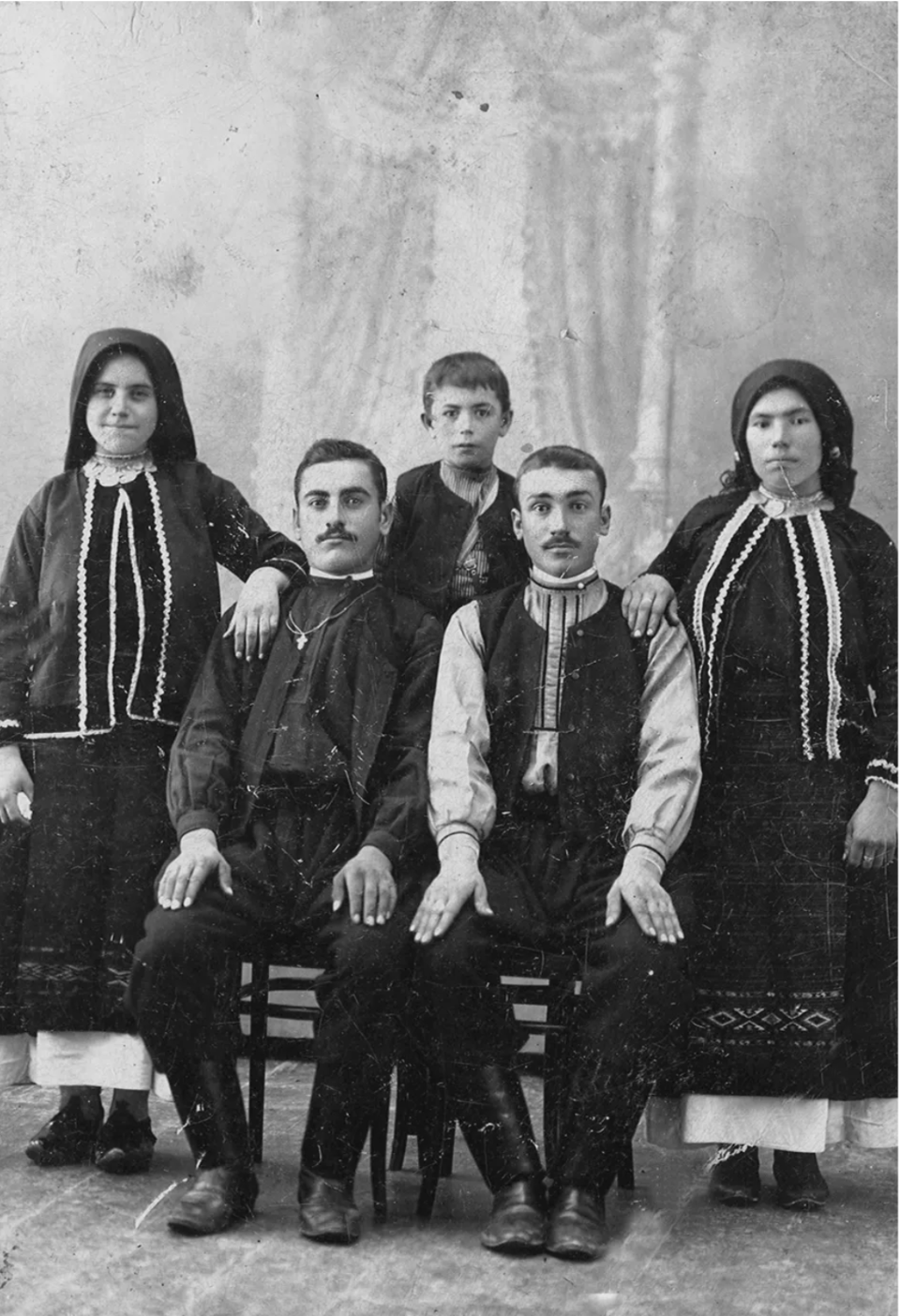 Bulgarians of Crimea from the village of Kyshlav in traditional costumes. 